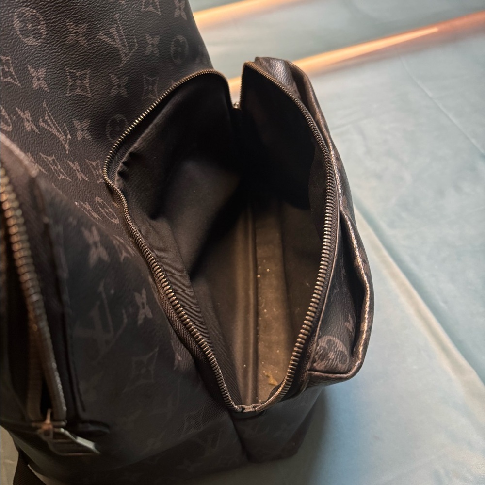 Louis Vuitton Discovery Black Monogram Backpack - Picture 6 of 11